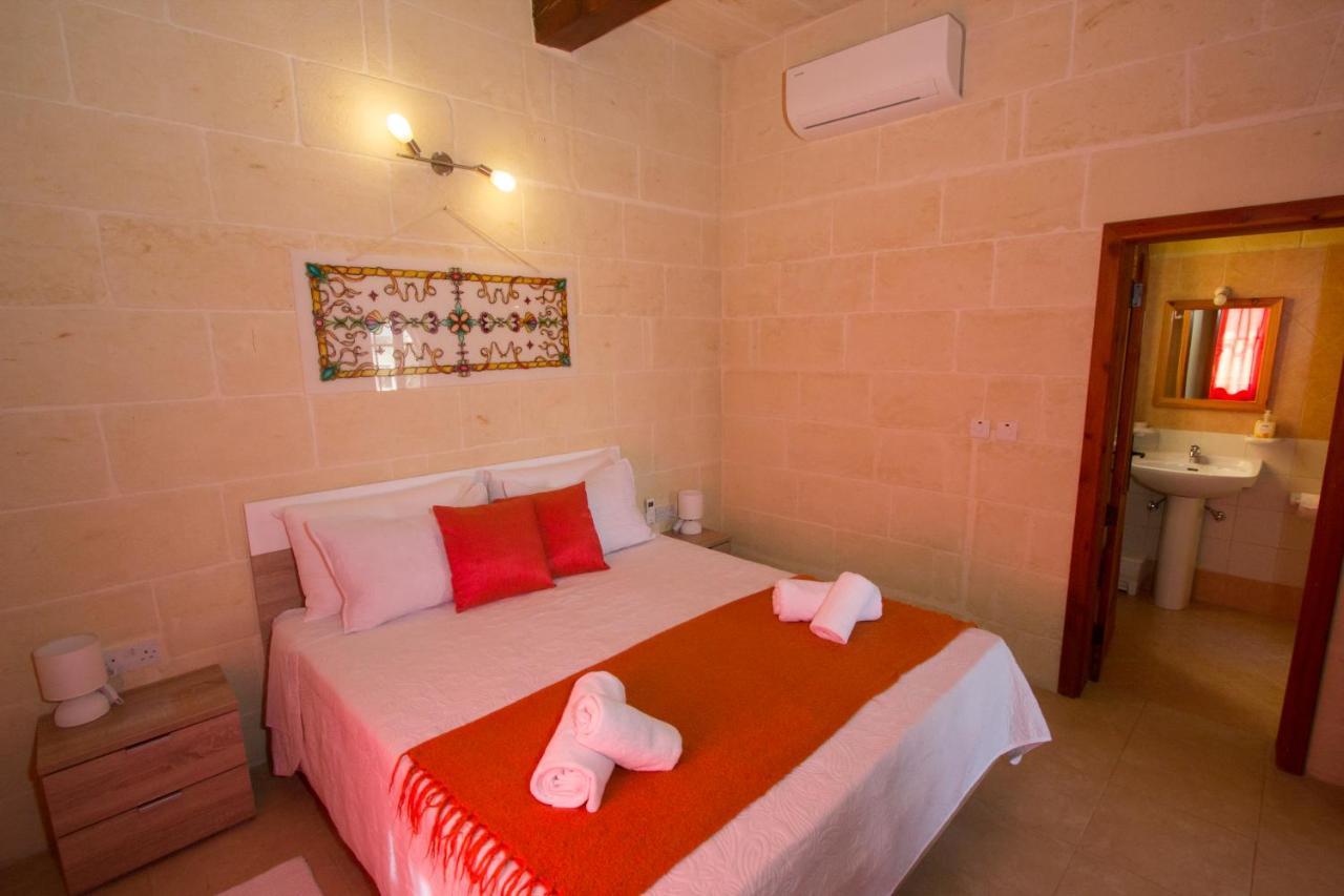 Maxija B&B - Palm Għarb Buitenkant foto