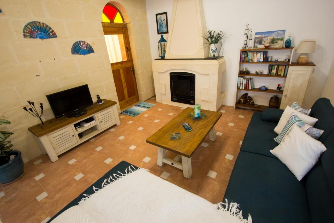Maxija B&B - Palm Għarb Buitenkant foto