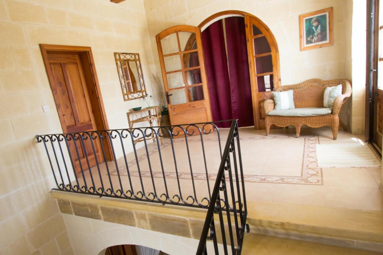 Maxija B&B - Palm Għarb Buitenkant foto