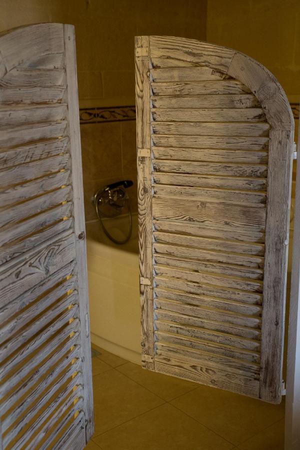 Maxija B&B - Palm Għarb Buitenkant foto